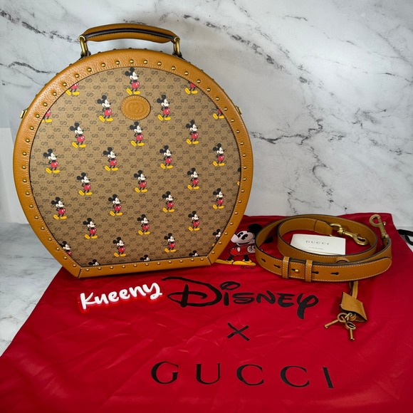 Gucci Disney Hat Box Mickey Mouse GG monogram travel trunk bag Luggage Rare - Picture 2 of 16